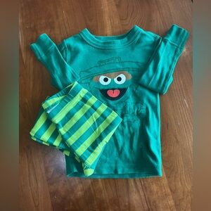 Hanna Andersson x Sesame Street Oscar the Grouch Pajamas – Size 3T